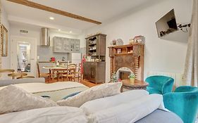 Heart Of Pamplona Apartments IV By Clabao